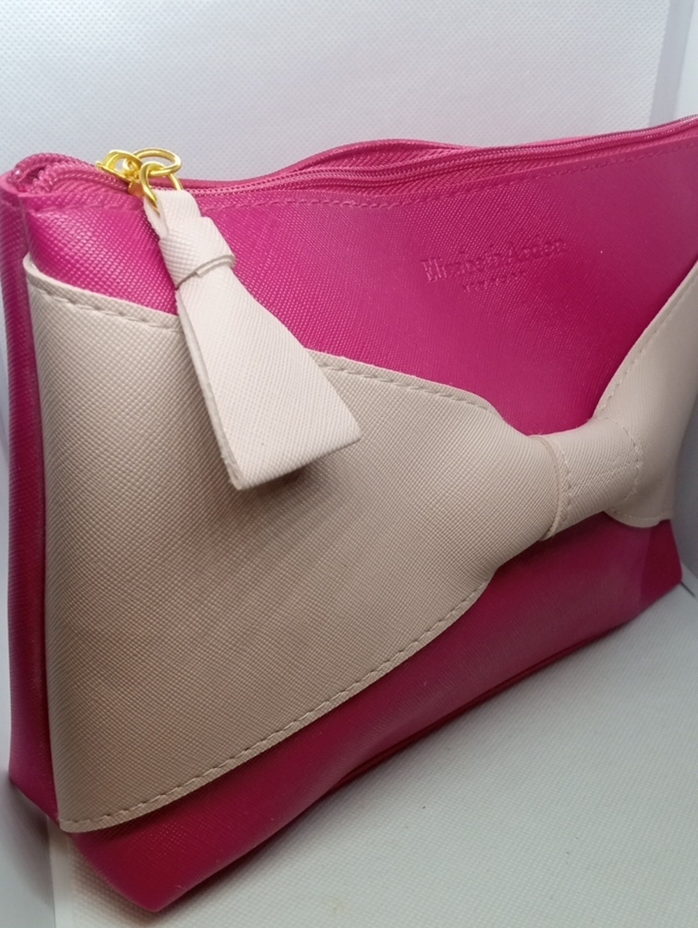 ELIZABETH ARDEN BOW MAKE UP BAG